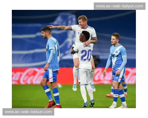 马德里德比的另一面:当闪电划破银河,巴列卡诺与皇马的“邻里战争” 马德里德比的另一面:当闪电划破银河,巴列卡诺与皇马的“邻里战争”